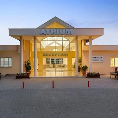 Wyndham Residences Kusadasi Golf & 1+1 Esyali Daire